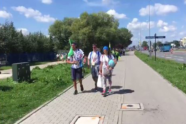 I nostri giovani in cammino verso il Campus Misericordiae La Gmg di Cracovia entra nei due giorni più importanti di incontro con il Pontefice (Video)