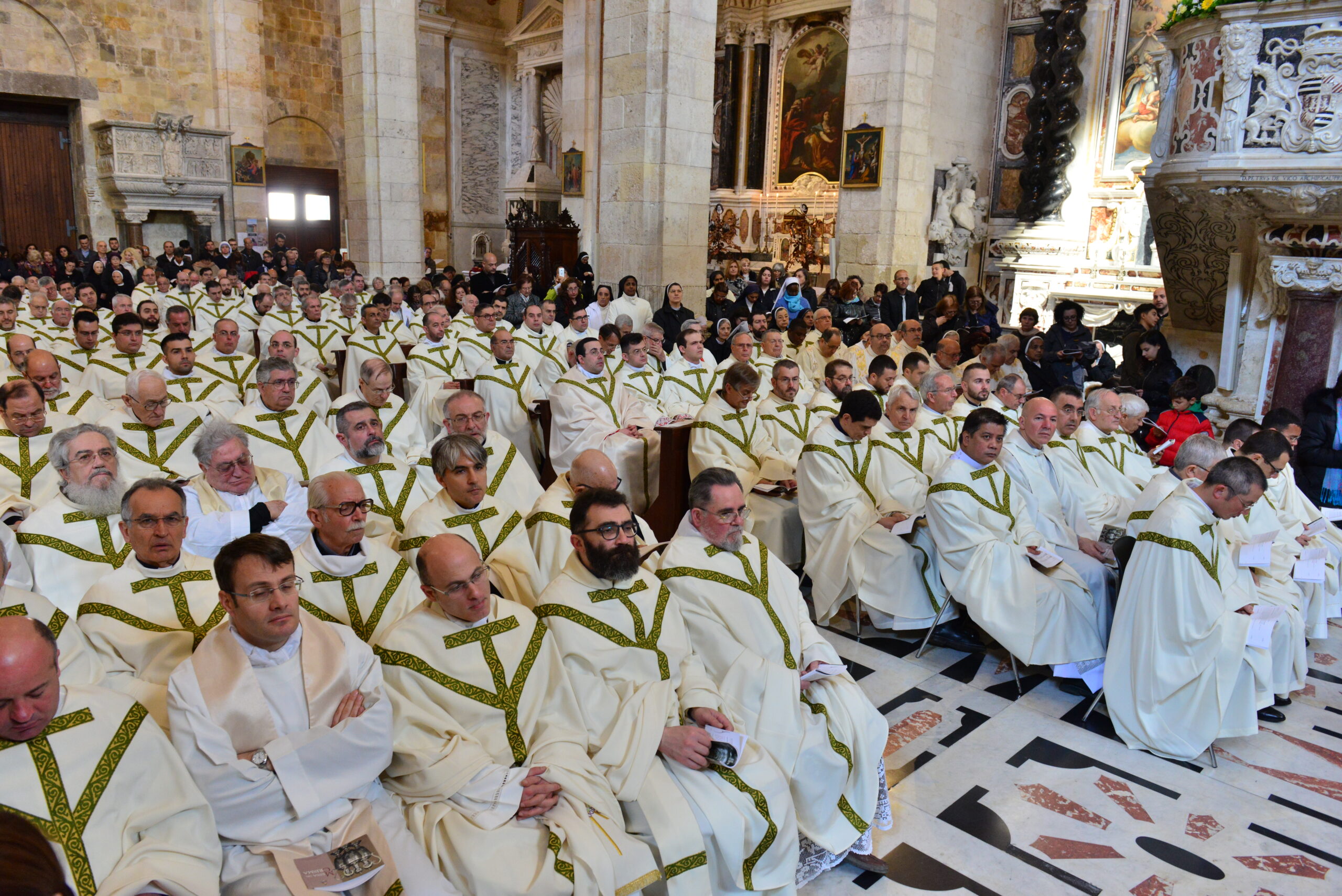 Preghiamo per i nostri sacerdoti L’esortazione del Vescovo dopo la pubblicazione degli avvicendamenti