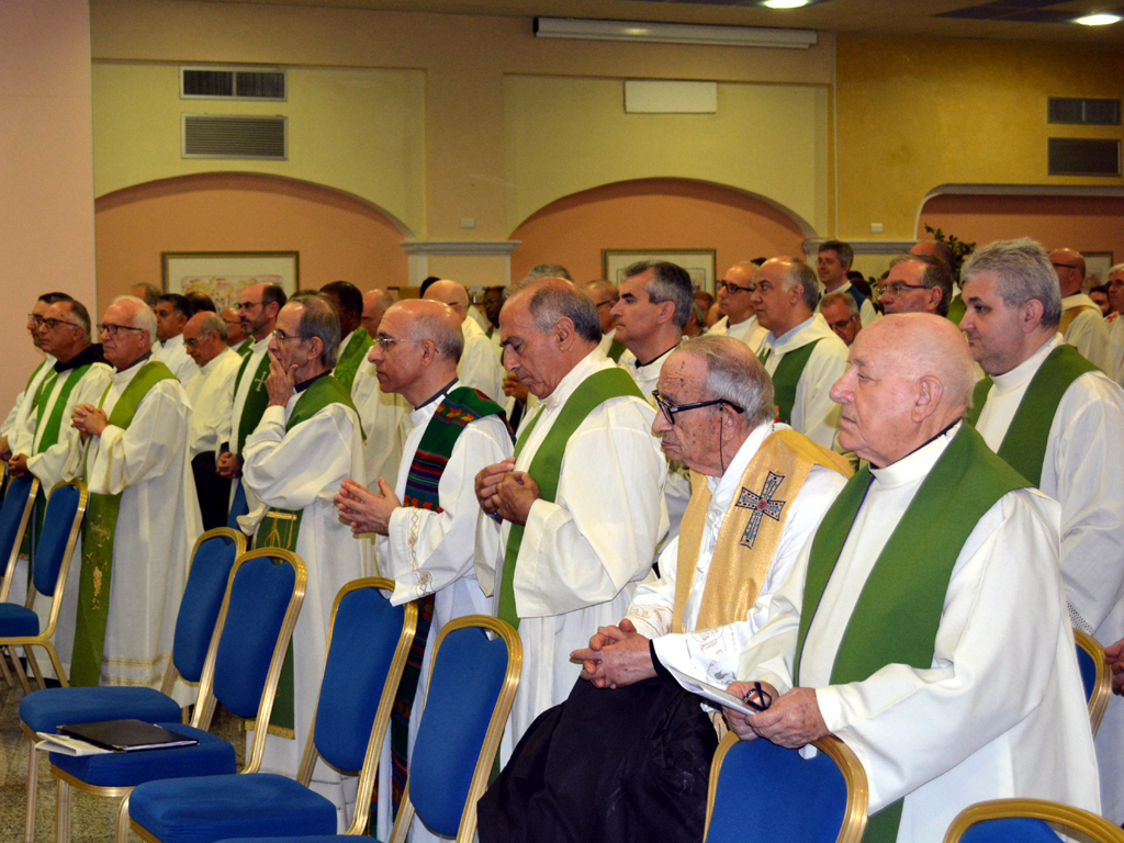 Concluso il convegno regionale dei preti della Sardegna La proposta di un nuovo appuntamento fra tre anni per parlare di sinodalità