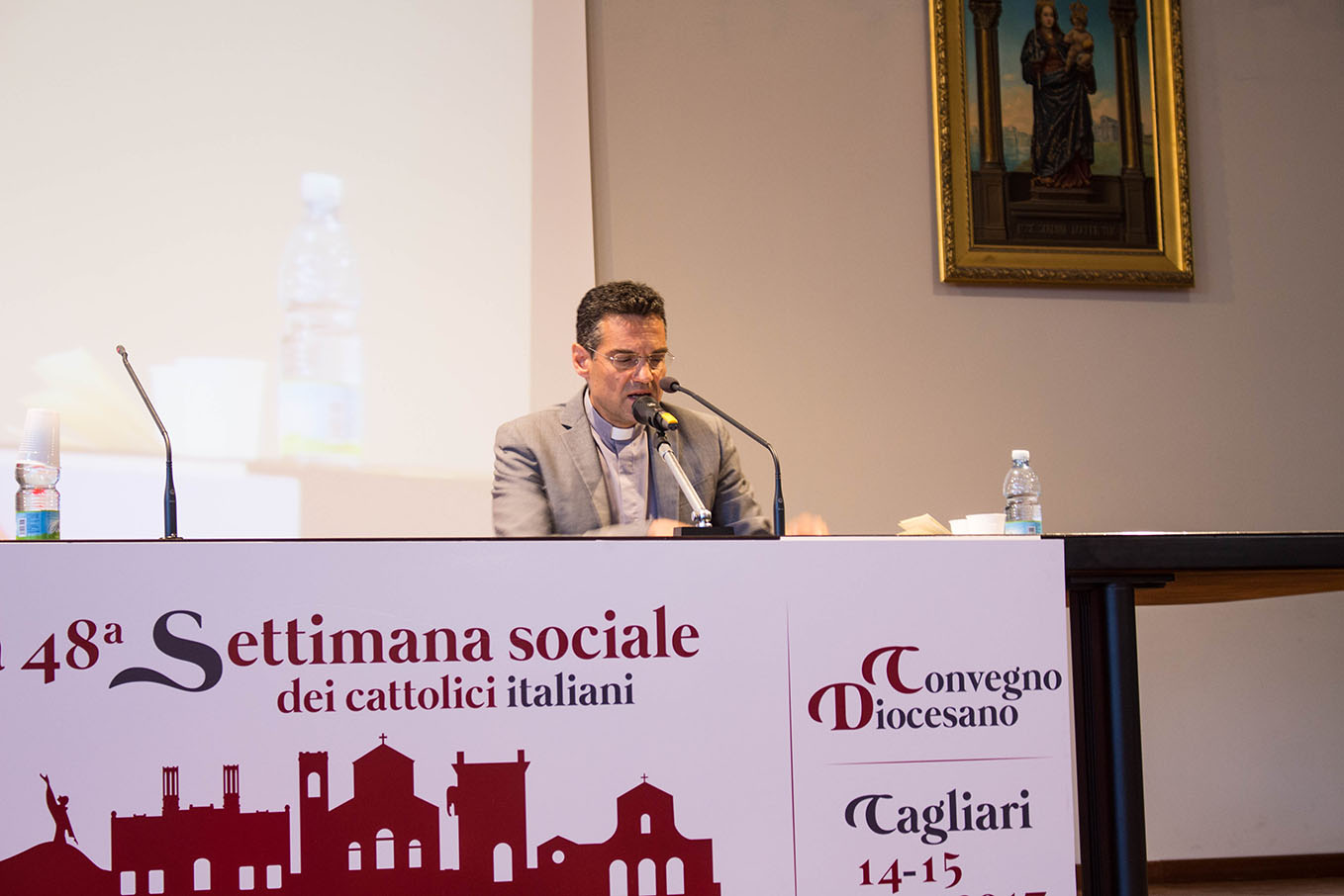 La Chiesa deve vivere dentro la realtà sociale L’indicazione è di don Walter Magnoni, direttore  dell’Ufficio di Pastorale sociale della diocesi di Milano, relatore al recente convegno diocesano