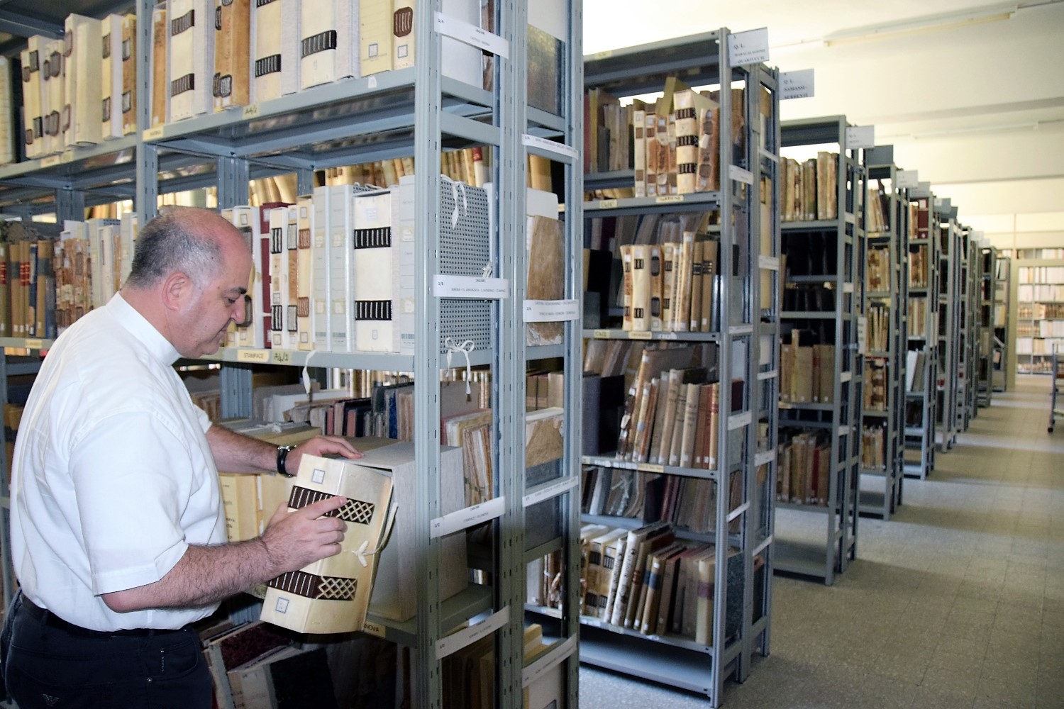 Cagliari ospita il convegno degli archivisti ecclesiastici Questo pomeriggio la sessione di apertura presso il Seminario regionale sardo