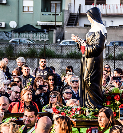 Reliquie Santa Rita, l’abbraccio dei fedeli Quattro giorni intensi per la comunità di Assemini